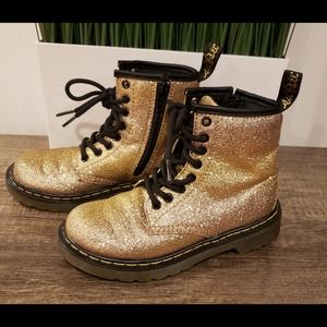 Toddler Dr Martens size 12